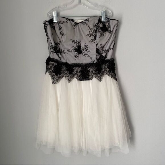 Nights by Teeze Me Juniors Strapless Mini Tulle Dress - Picture 1 of 3